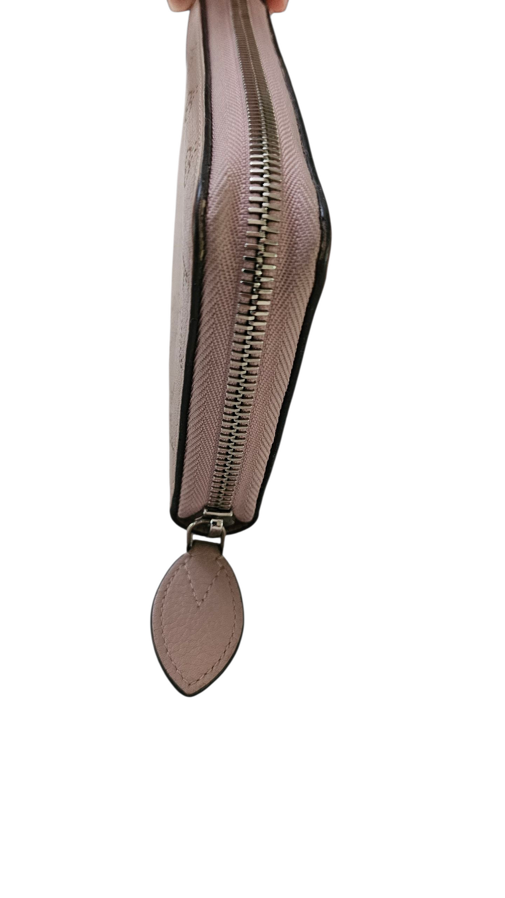 Louis Vuitton Monogram Mahina Zippy Long Wallet Blush Pink