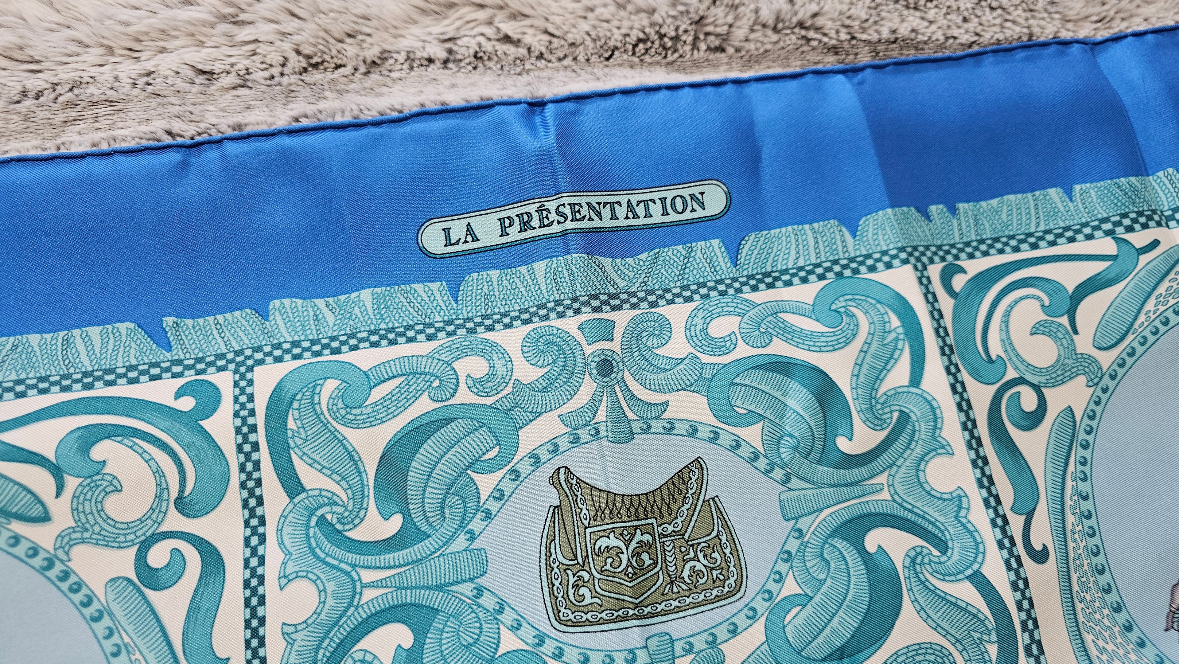 Hermes Carre 90 LA Presentation Silk Scarf