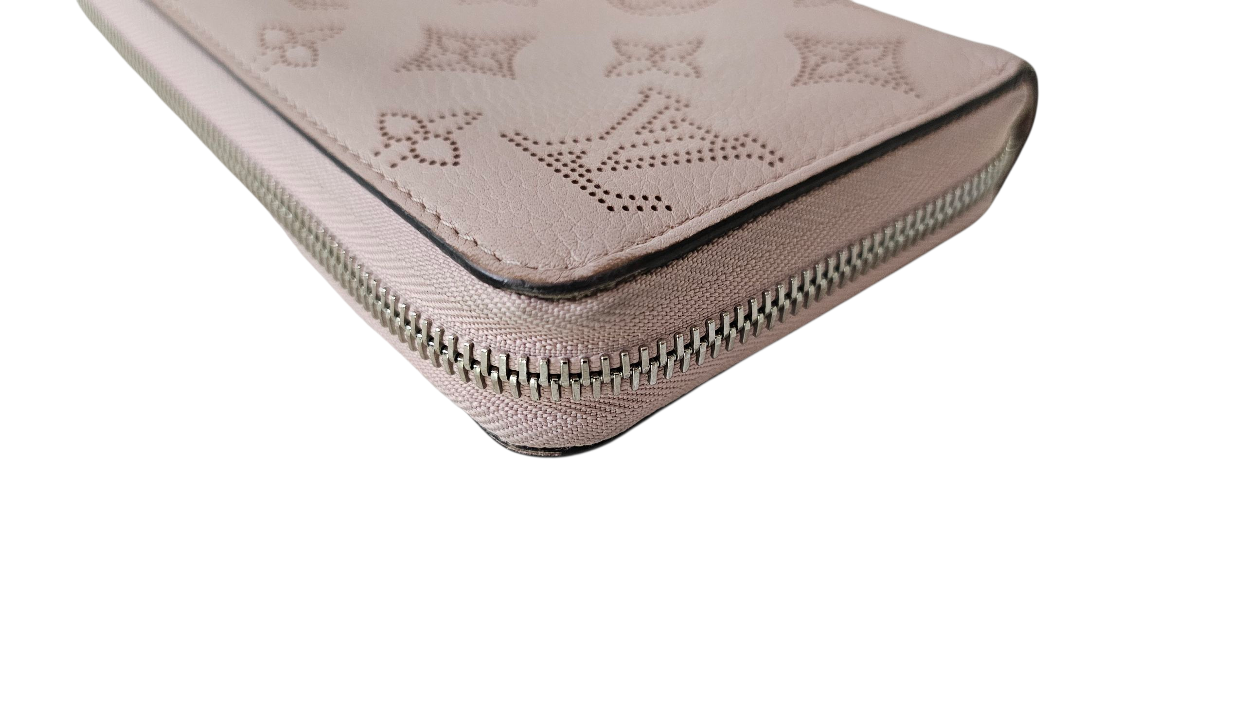 Louis Vuitton Monogram Mahina Zippy Long Wallet Blush Pink