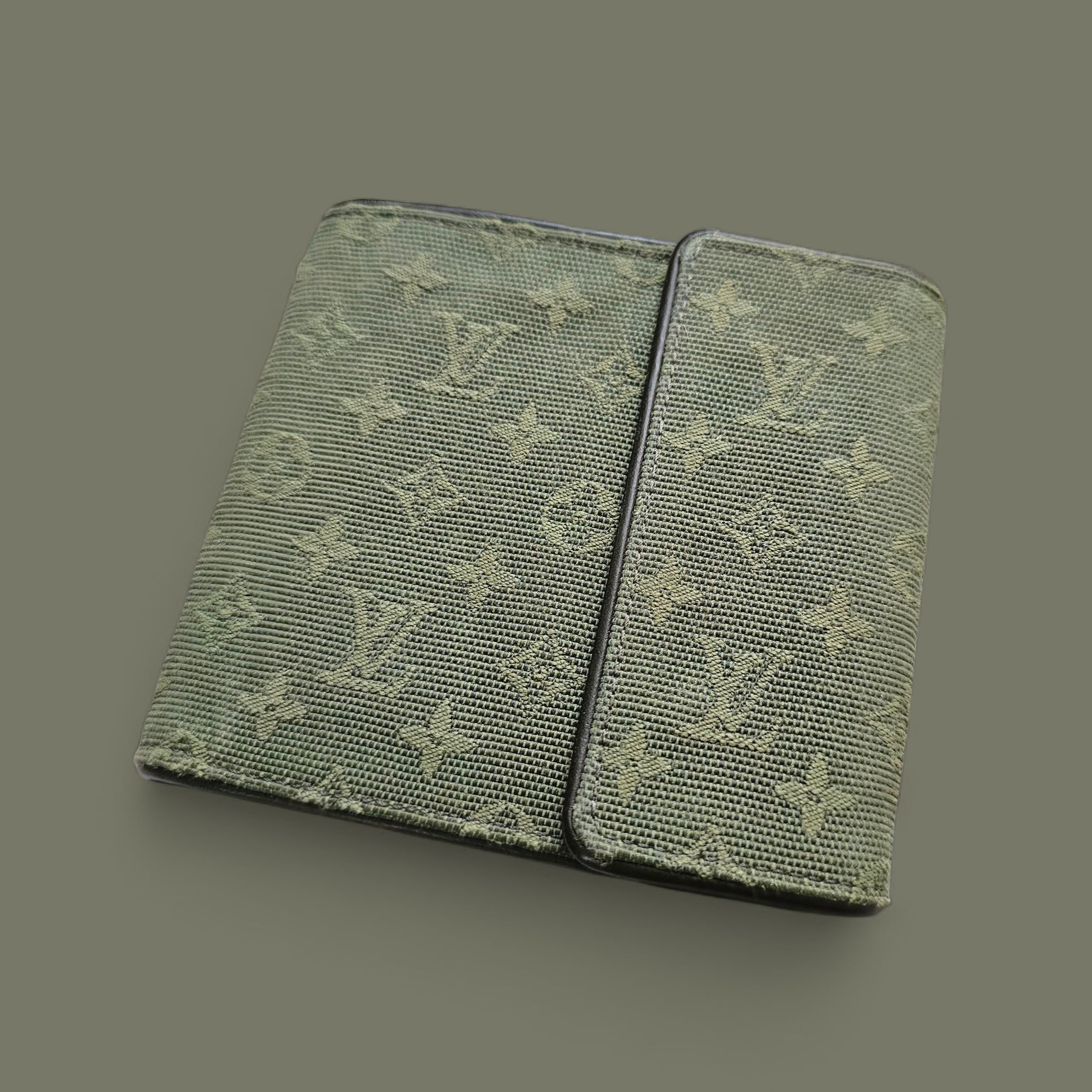 Louis Vuitton Mini Lin Porte-Billets Wallet Rare Green EUC Y2K